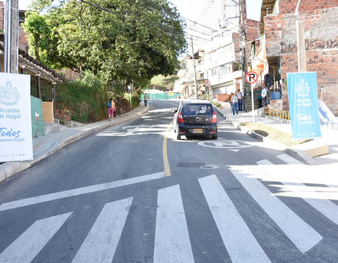 Itagüí mejora la movilidad en su comuna 4 y hacia las veredas de El ...